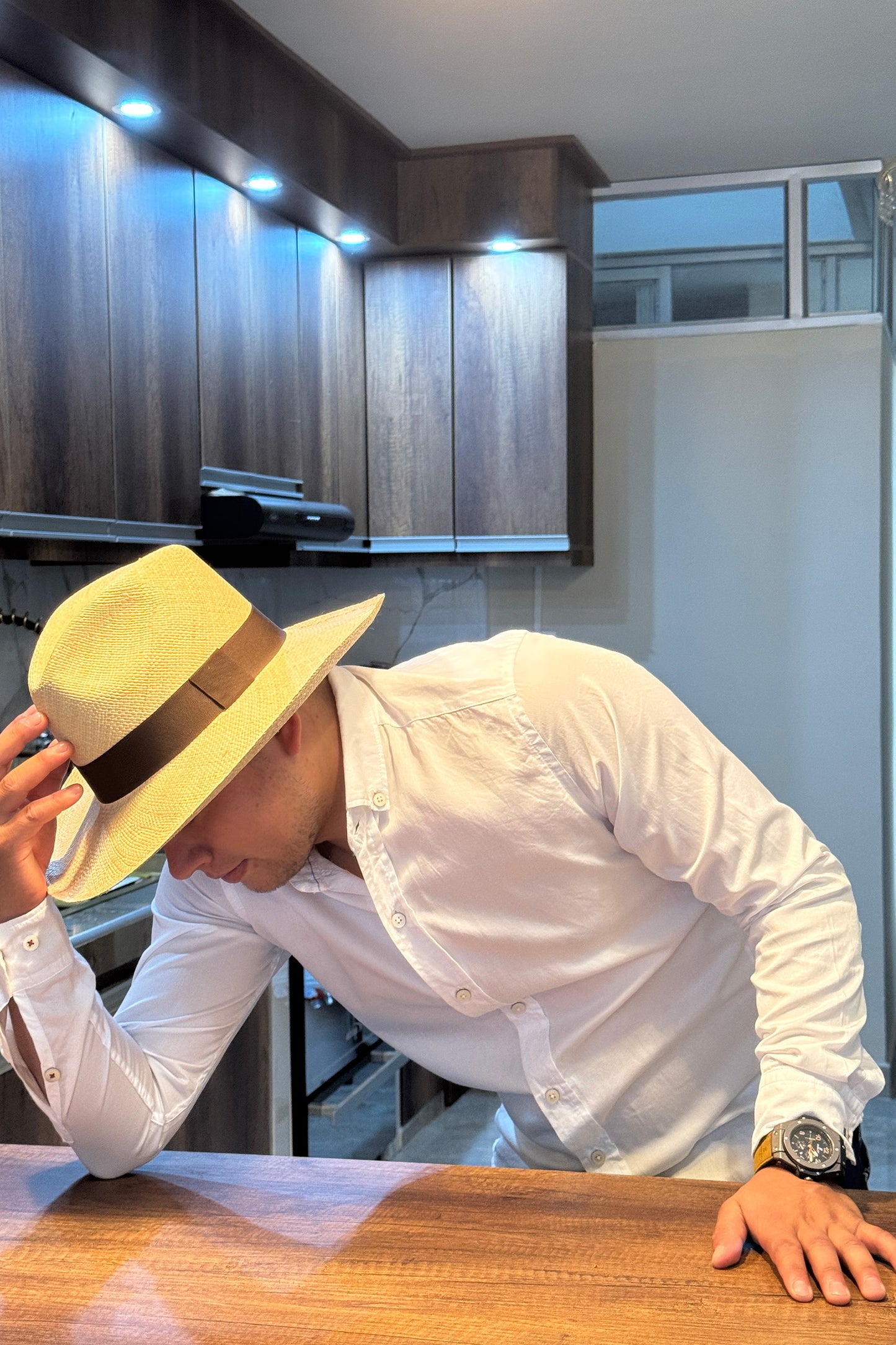 Sombrero de paja toquilla tejido a mano tipo panama